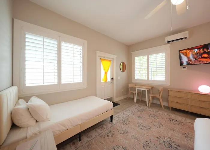 Sunny Side Cottages